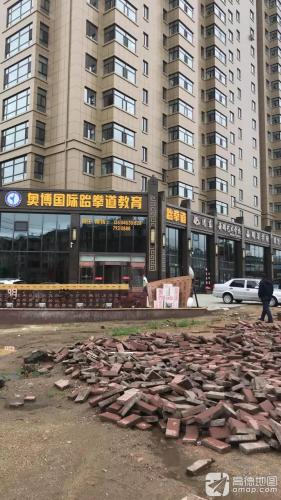 远东舞蹈艺术学校