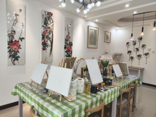 老丹画室教育咨询店