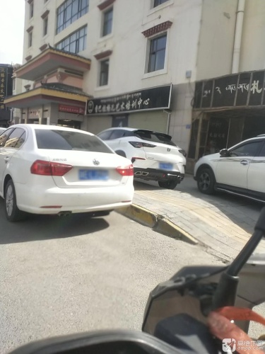 香巴拉格儿艺术培训中心