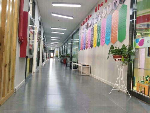 独山子筝艺琴行艺术培训中心(玛依塔珂时代广场店)